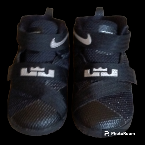 Nike Toddler Lebron James Soldier Sneakers - Picture 1 of 7